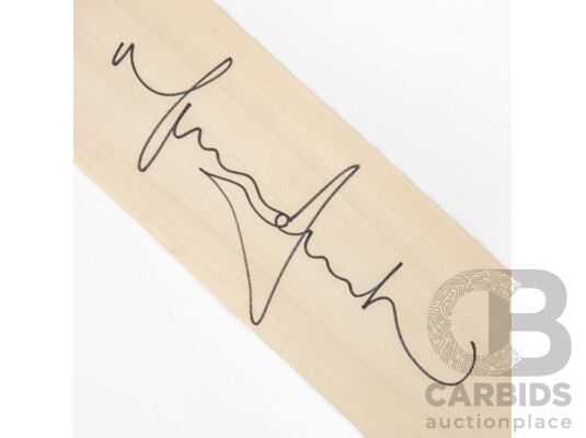 1662294 · Signed Mitchell Johnson Cricket Bat