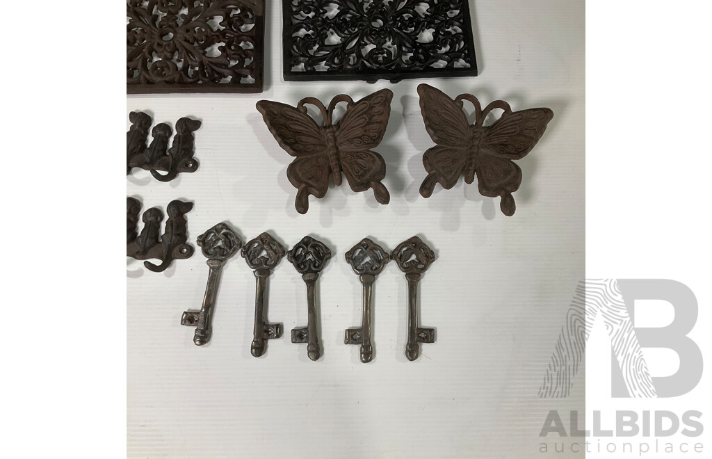 Collection of Cast Iron Including Air Brick Vent, Soap Dish, Butterflies, Dog Key Hook and Keys