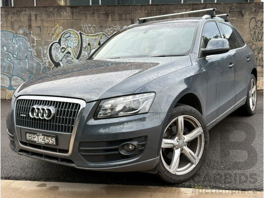 07/2010 Audi Q5 2.0 TDI QUATTRO AWD 8R MY10 4D Wagon Grey Turbo Diesel 2.0L