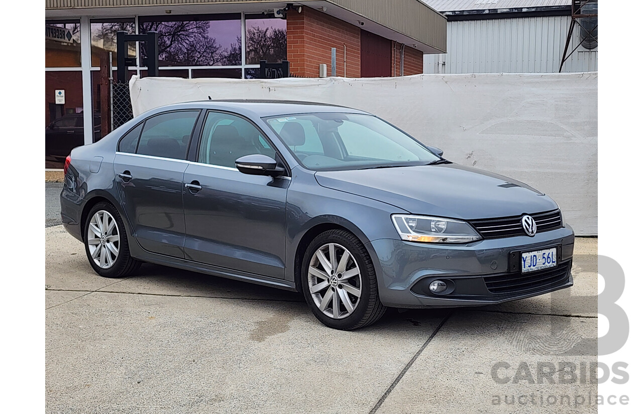 10/2012 Volkswagen Jetta 118 TSI Comfortline 1KM MY13 4d Sedan Grey 1.4L