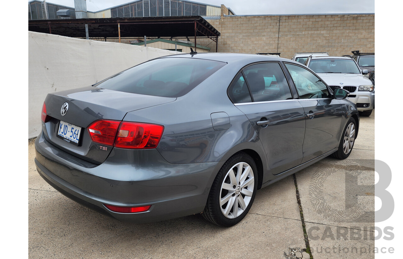 10/2012 Volkswagen Jetta 118 TSI Comfortline 1KM MY13 4d Sedan Grey 1.4L