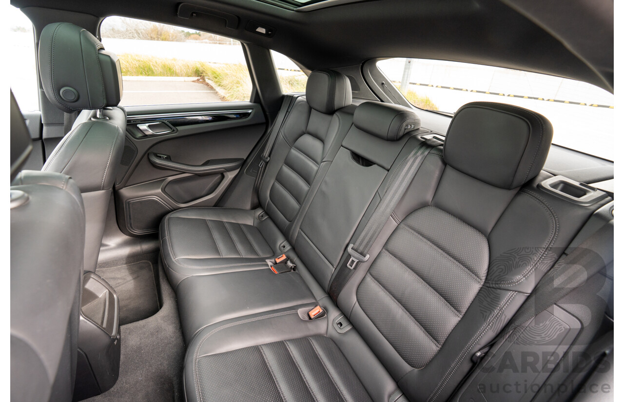 9/2015 Porsche Macan S Diesel (AWD) MY16 4d Wagon Jet Black Metallic Turbo Diesel 3.0L