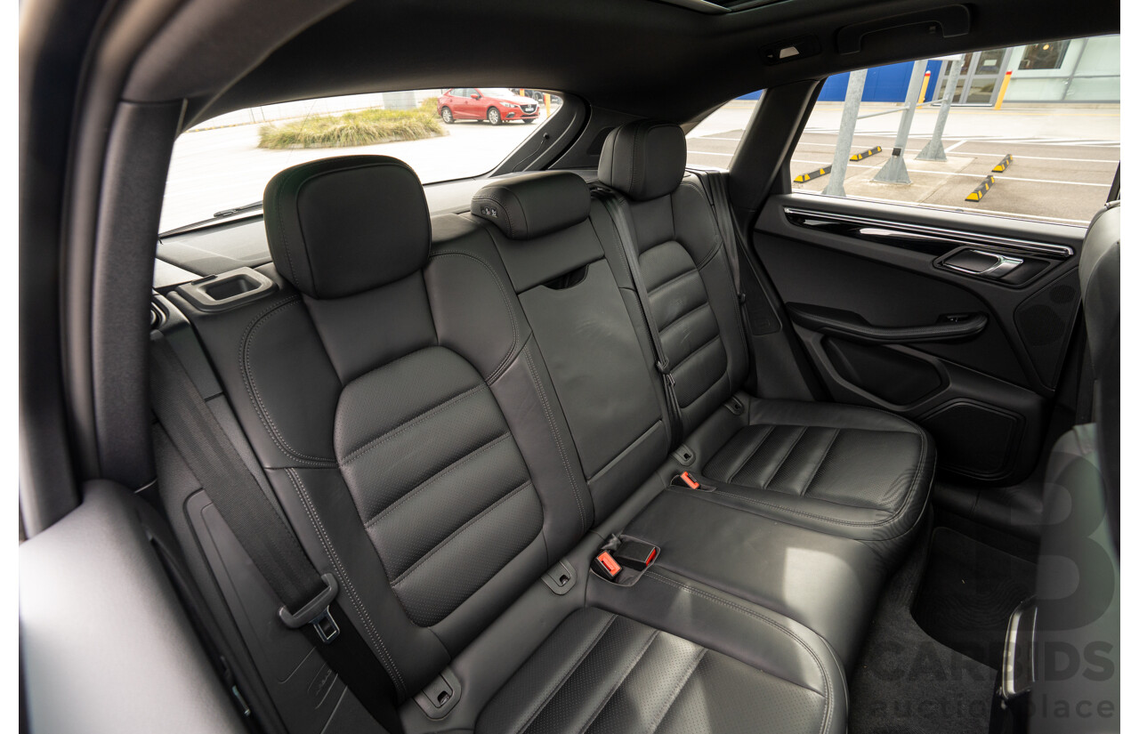 9/2015 Porsche Macan S Diesel (AWD) MY16 4d Wagon Jet Black Metallic Turbo Diesel 3.0L