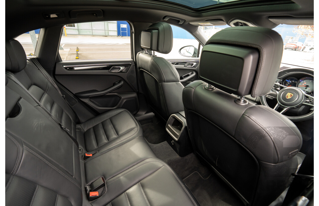 9/2015 Porsche Macan S Diesel (AWD) MY16 4d Wagon Jet Black Metallic Turbo Diesel 3.0L