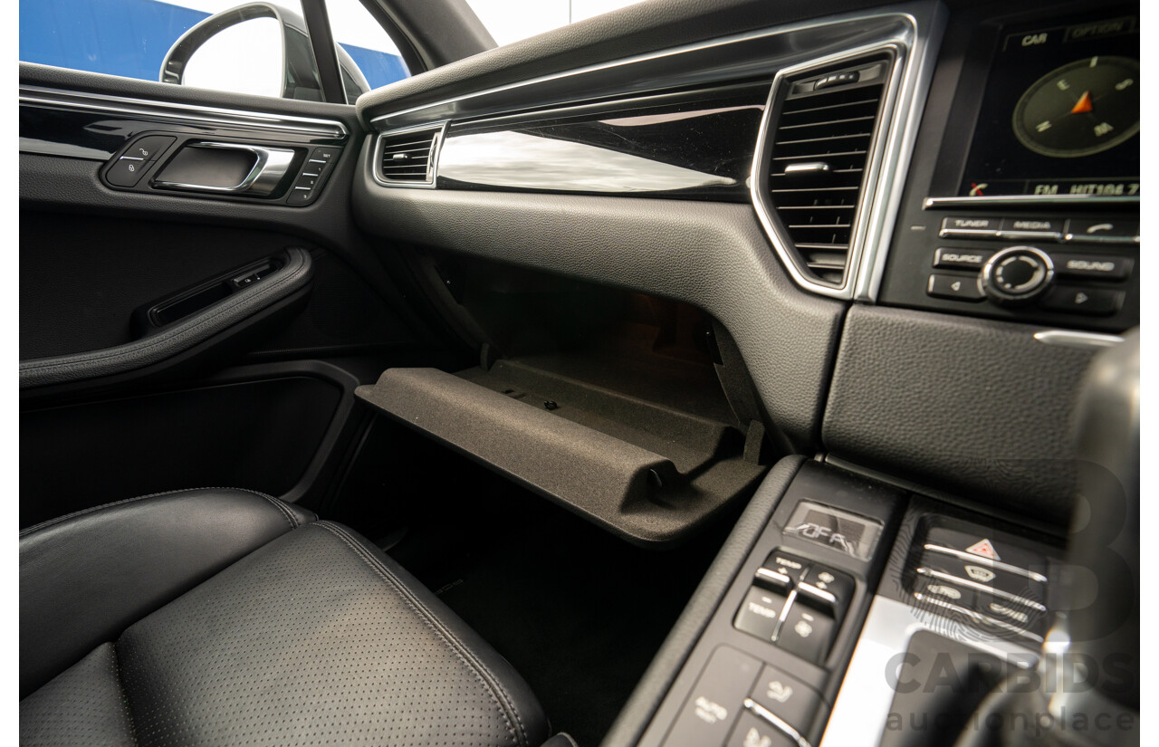 9/2015 Porsche Macan S Diesel (AWD) MY16 4d Wagon Jet Black Metallic Turbo Diesel 3.0L