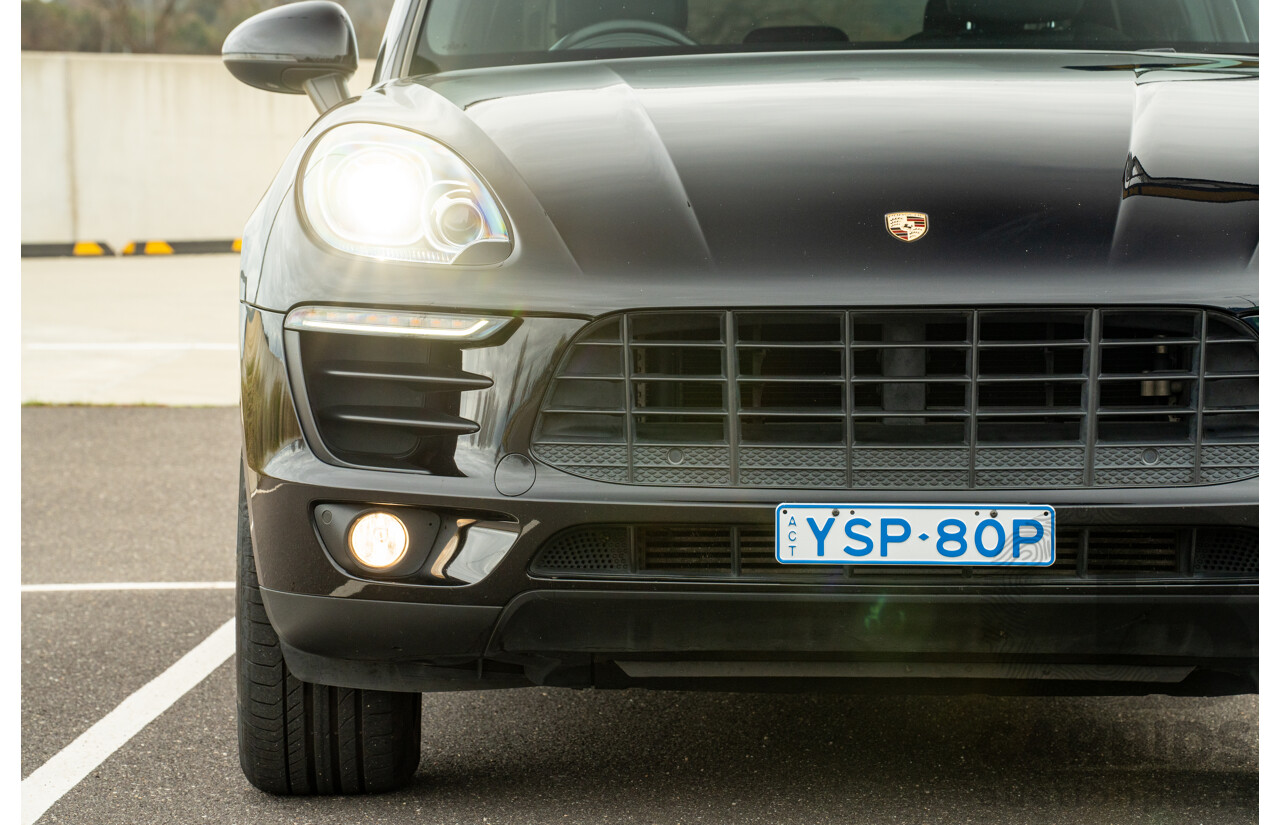 9/2015 Porsche Macan S Diesel (AWD) MY16 4d Wagon Jet Black Metallic Turbo Diesel 3.0L