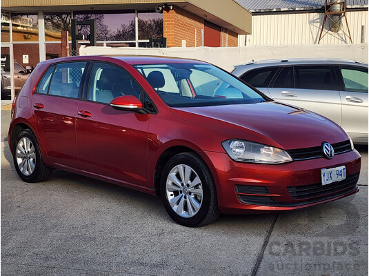 04/2014 Volkswagen Golf 90 TSI Comfortline AU MY14 5d Hatchback Red 1.4L