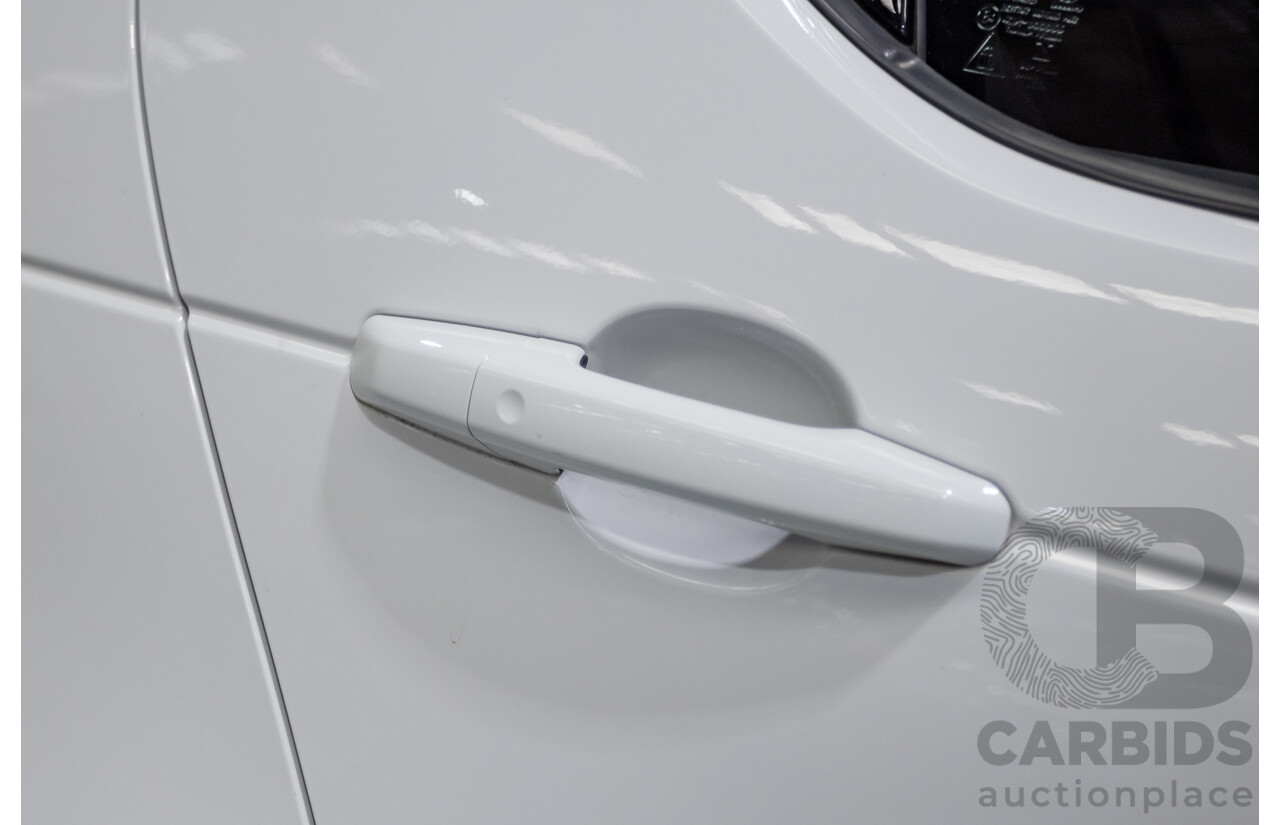 6/2021 Land Rover Discovery D300 SE (AWD) L462 MY21 4d Wagon Fuji White Twin Turbo Diesel 3.0L - 7 Seater