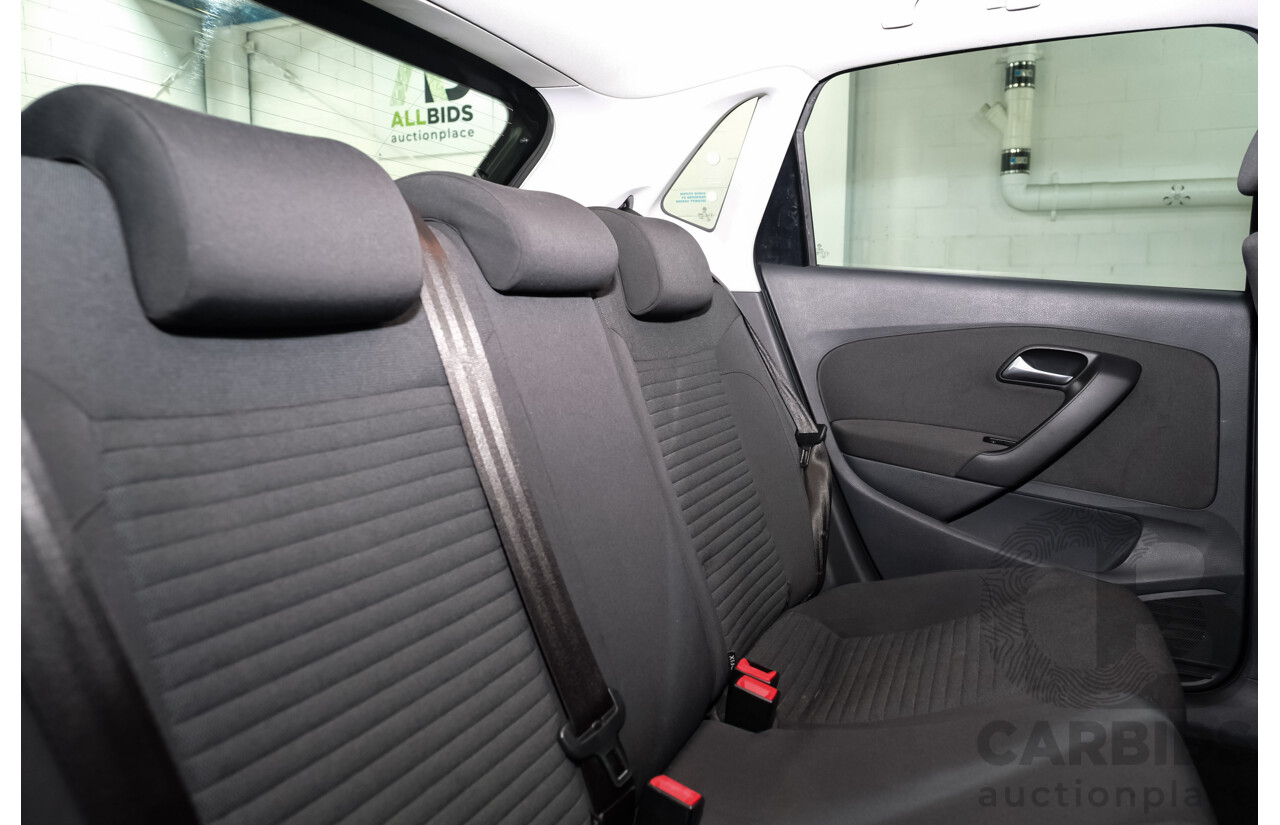 4/2012 Volkswagen Polo 66 TDI Comfortline MY12 FWD 5d Hatchback Black 1.6L
