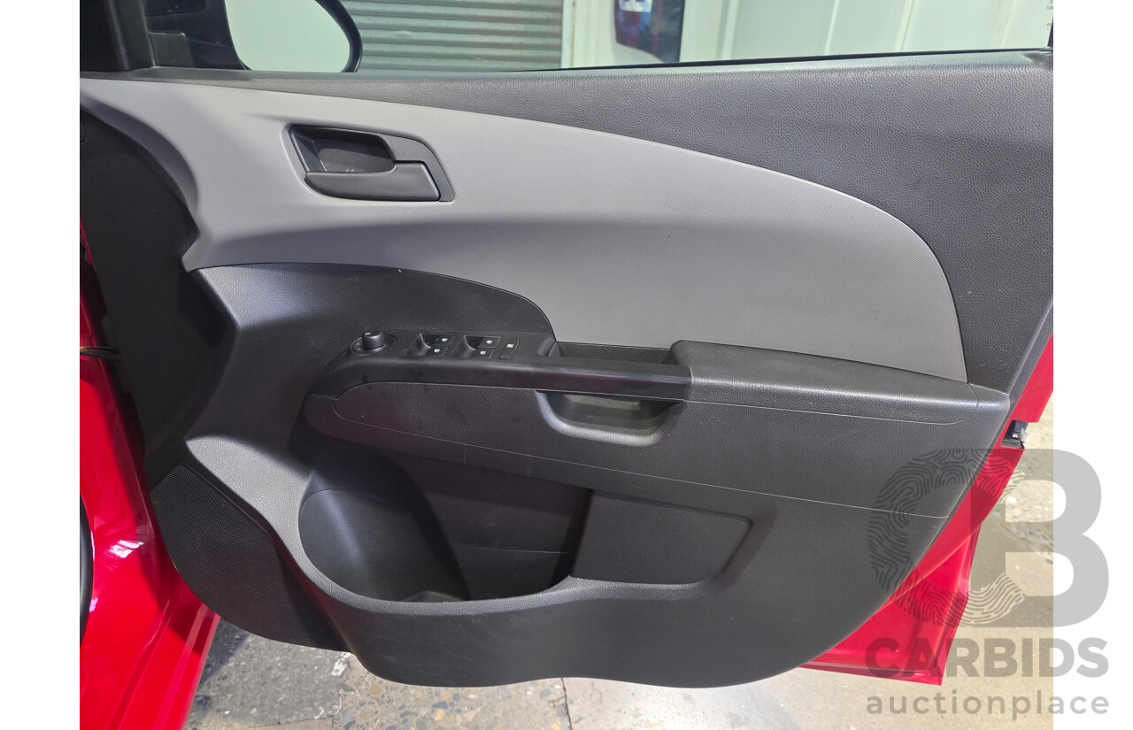 4/2015 Holden Barina CD FWD TM MY15 5d Hatchback White 1.6L