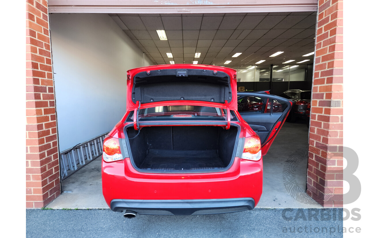 07/2014 Holden Cruze SRi Z-Series JH MY14 4d Sedan Red 1.6L