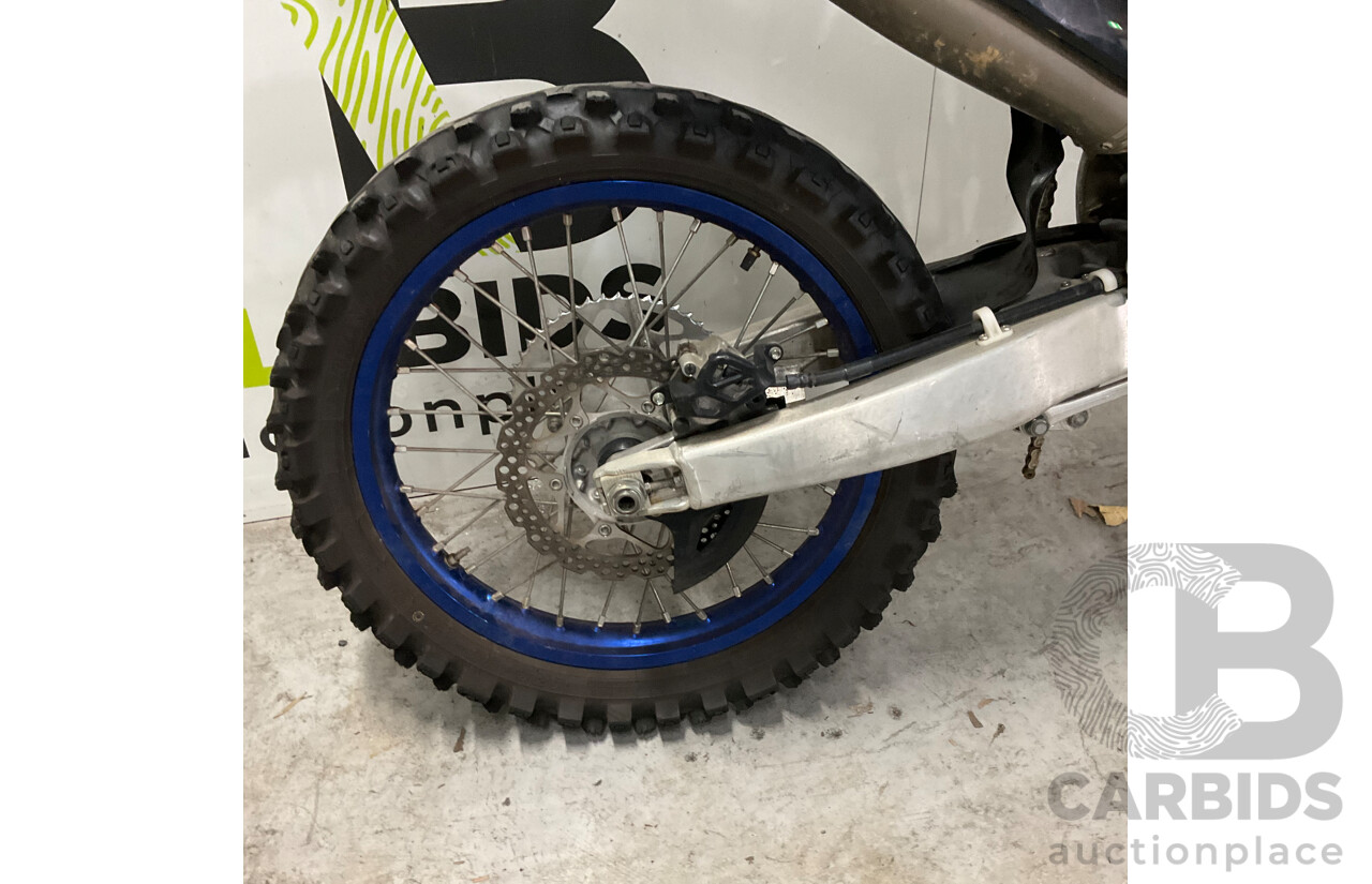 2022 Yamaha YZ450F Dirt Bike