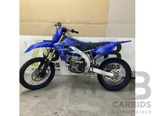 2022 Yamaha YZ450F Dirt Bike