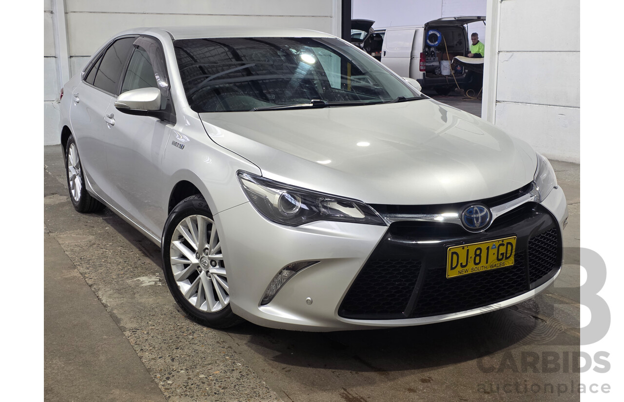 7/2016 Toyota Camry Atara SL AVV50R MY15 4d Sedan Classic Silver Metallic Hybrid 2.5L