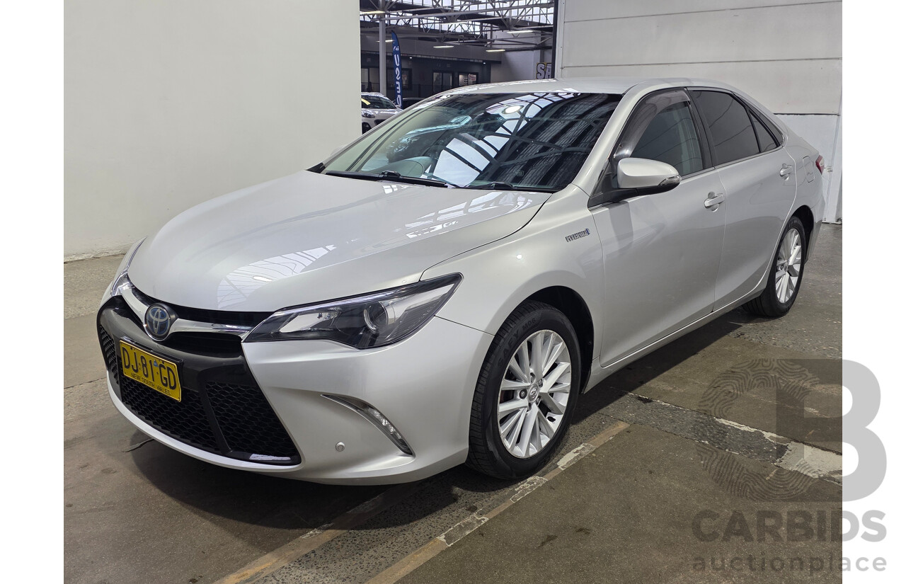 7/2016 Toyota Camry Atara SL AVV50R MY15 4d Sedan Classic Silver Metallic Hybrid 2.5L