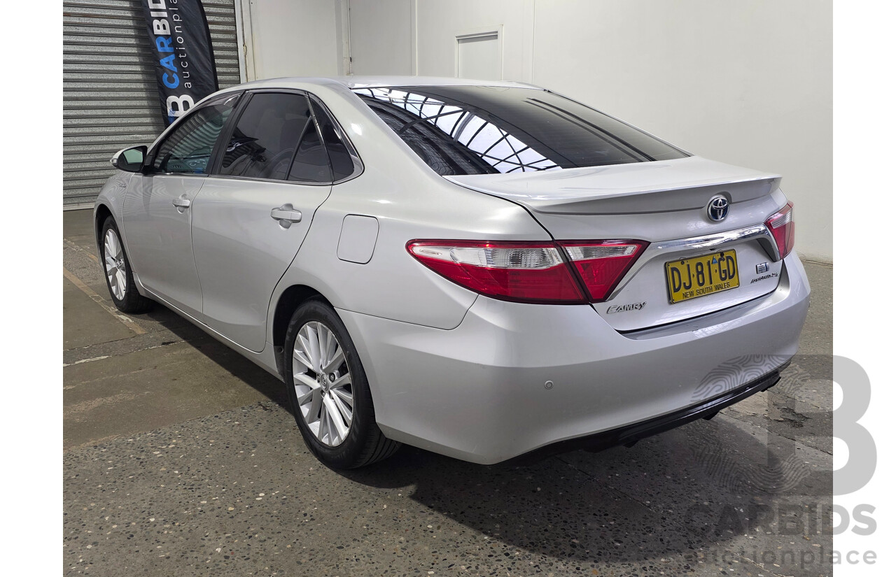 7/2016 Toyota Camry Atara SL AVV50R MY15 4d Sedan Classic Silver Metallic Hybrid 2.5L