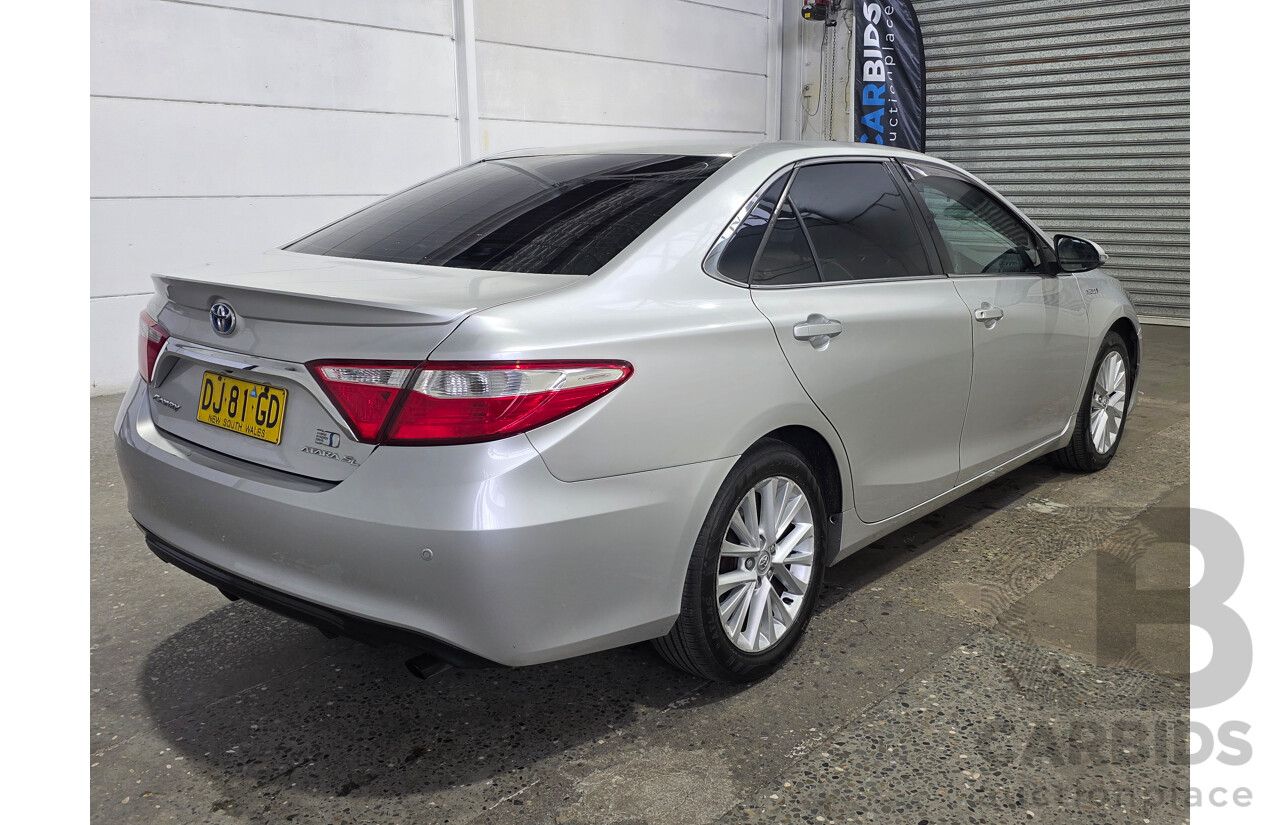 7/2016 Toyota Camry Atara SL AVV50R MY15 4d Sedan Classic Silver Metallic Hybrid 2.5L