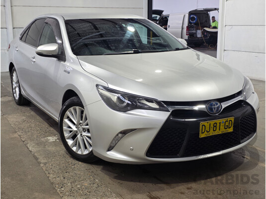 7/2016 Toyota Camry Atara SL AVV50R MY15 4d Sedan Classic Silver Metallic Hybrid 2.5L