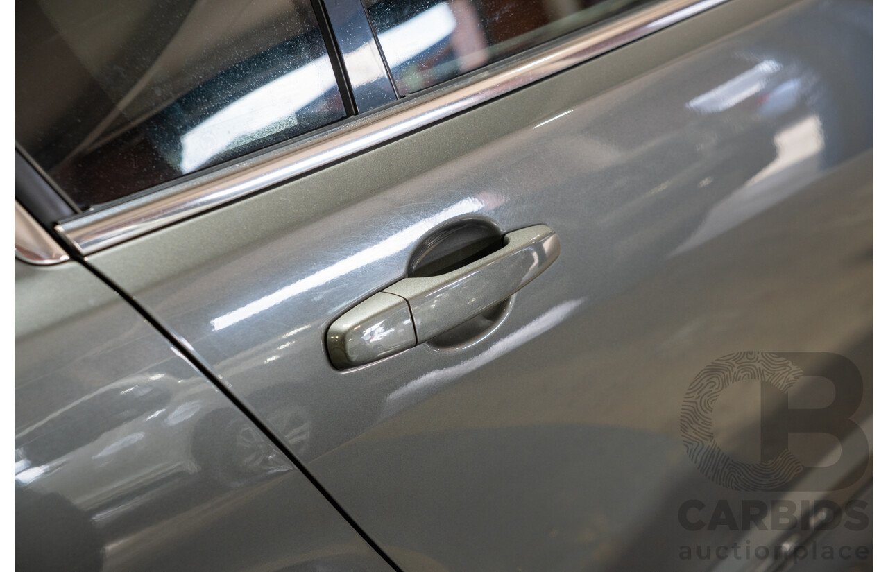 10/2011 Holden Special Vehicles (HSV) E3 Senator Signature MY12 4d Sedan Alto Grey V8 6.2L - Project
