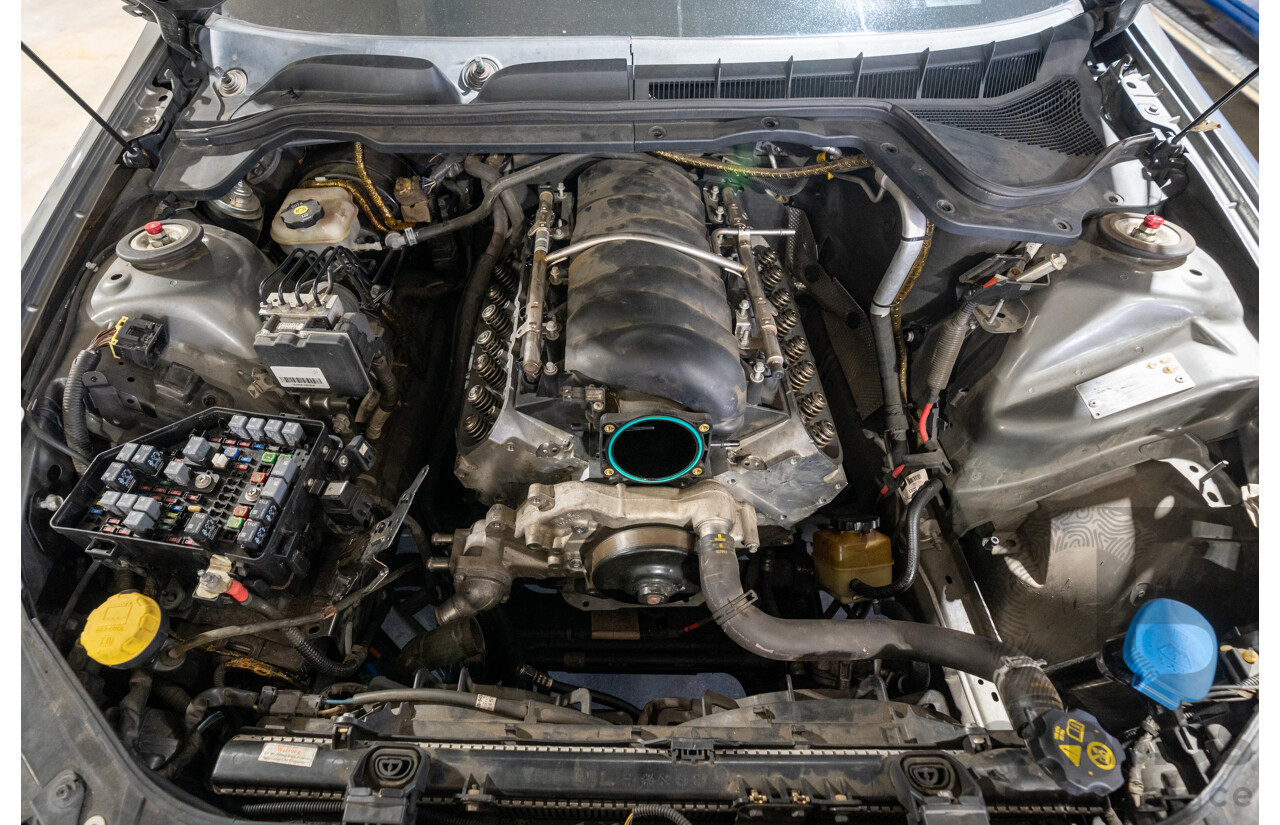 10/2011 Holden Special Vehicles (HSV) E3 Senator Signature MY12 4d Sedan Alto Grey V8 6.2L - Project