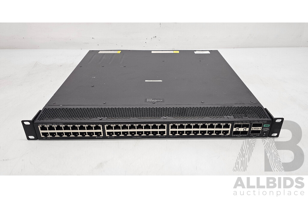 HP (JG894A) FlexFabric 5700-48G-4XG-2QSFP+ 48-Port Managed Gigabit Switch