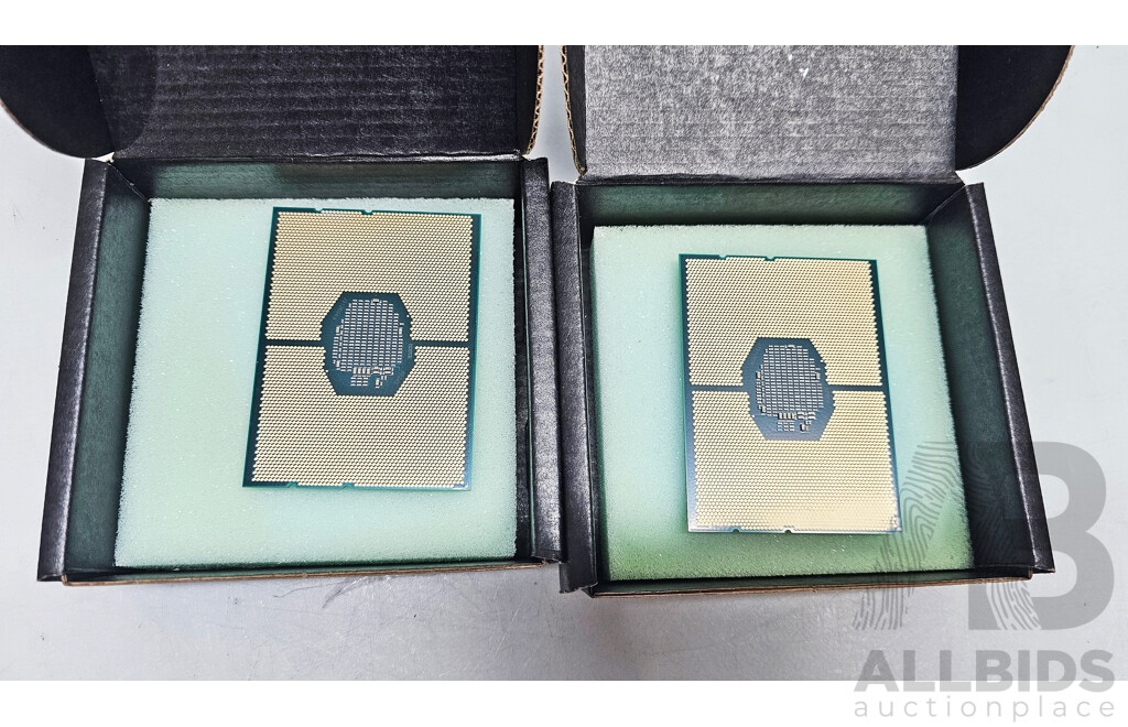 Assorted Lot of Intel CPUs