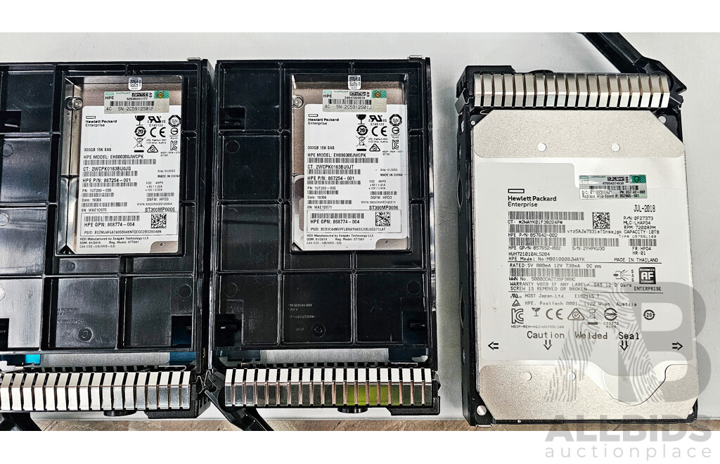 HP ProLiant DL380 Gen10 Intel Xeon SILVER (4110) 2.10GHz-3.00GHz 8-Core CPU 2RU Server W/ 32GB DDR4