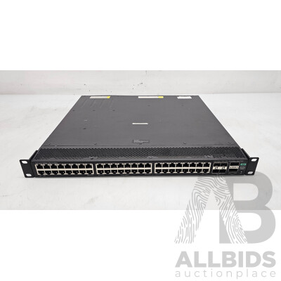 HP (JG894A) FlexFabric 5700-48G-4XG-2QSFP+ 48-Port Managed Gigabit Switch