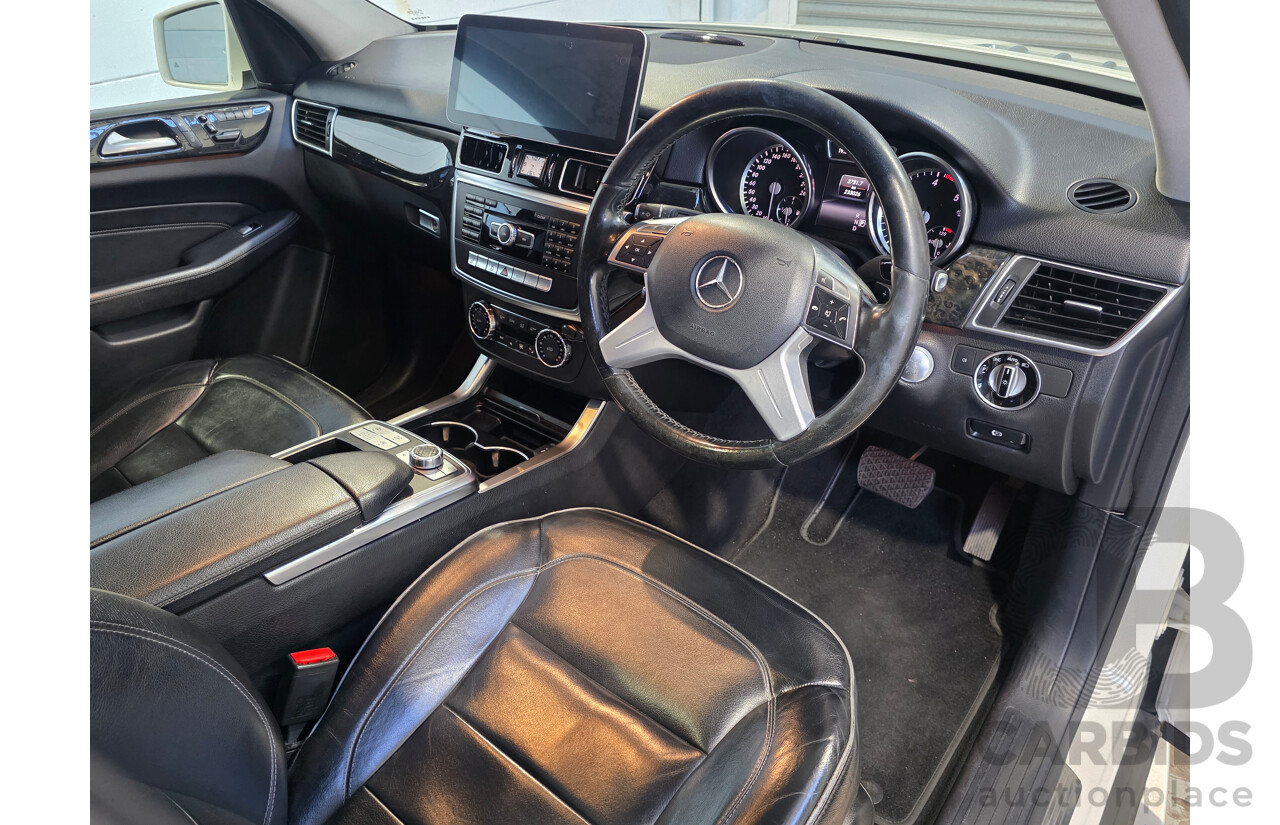 9/2013 Mercedes-Benz ML 350 CDI Bluetec AMG Pack (AWD) 166 4d Wagon Diamond White Turbo Diesel V6 3.0L