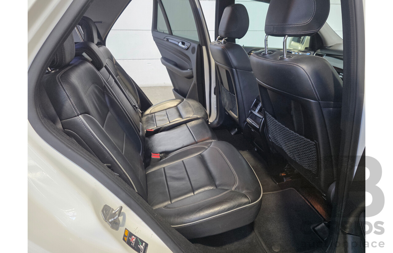 9/2013 Mercedes-Benz ML 350 CDI Bluetec AMG Pack (AWD) 166 4d Wagon Diamond White Turbo Diesel V6 3.0L