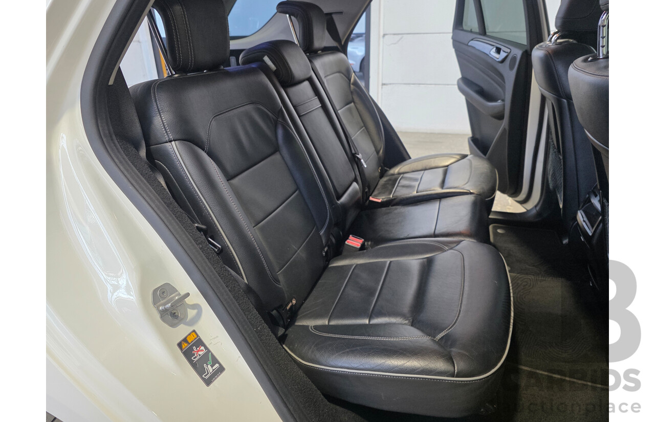 9/2013 Mercedes-Benz ML 350 CDI Bluetec AMG Pack (AWD) 166 4d Wagon Diamond White Turbo Diesel V6 3.0L