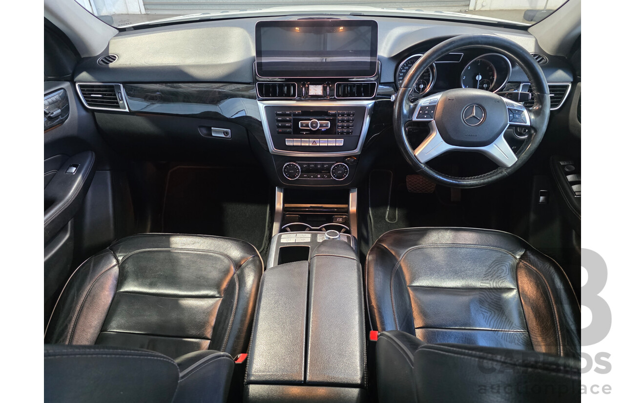 9/2013 Mercedes-Benz ML 350 CDI Bluetec AMG Pack (AWD) 166 4d Wagon Diamond White Turbo Diesel V6 3.0L