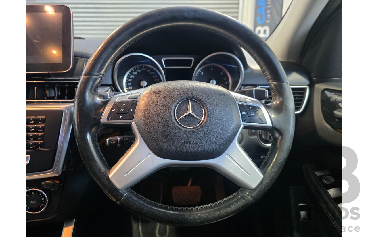 9/2013 Mercedes-Benz ML 350 CDI Bluetec AMG Pack (AWD) 166 4d Wagon Diamond White Turbo Diesel V6 3.0L