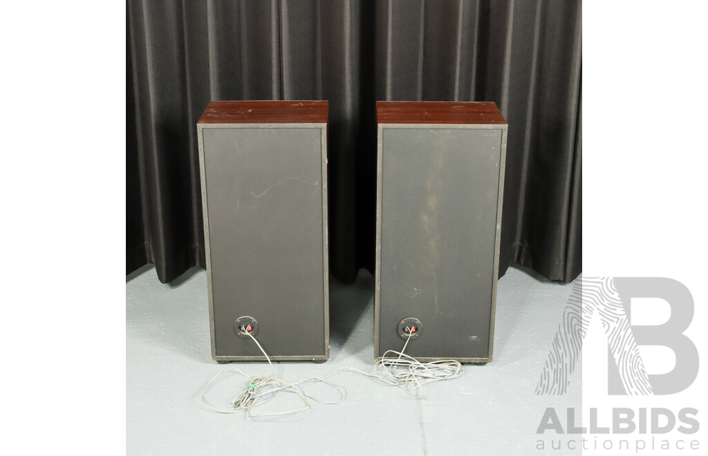 Pair of Large Marantz Speakers