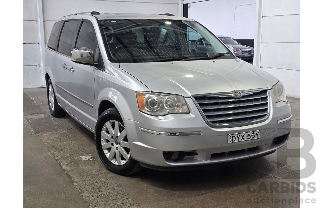 7/2010 Chrysler Grand Voyager Limited RT 4d Wagon V6 3.8L