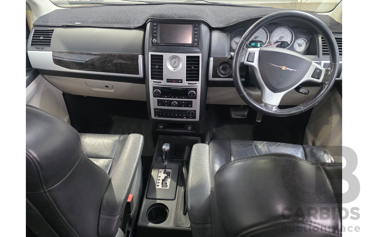 7/2010 Chrysler Grand Voyager Limited RT 4d Wagon V6 3.8L