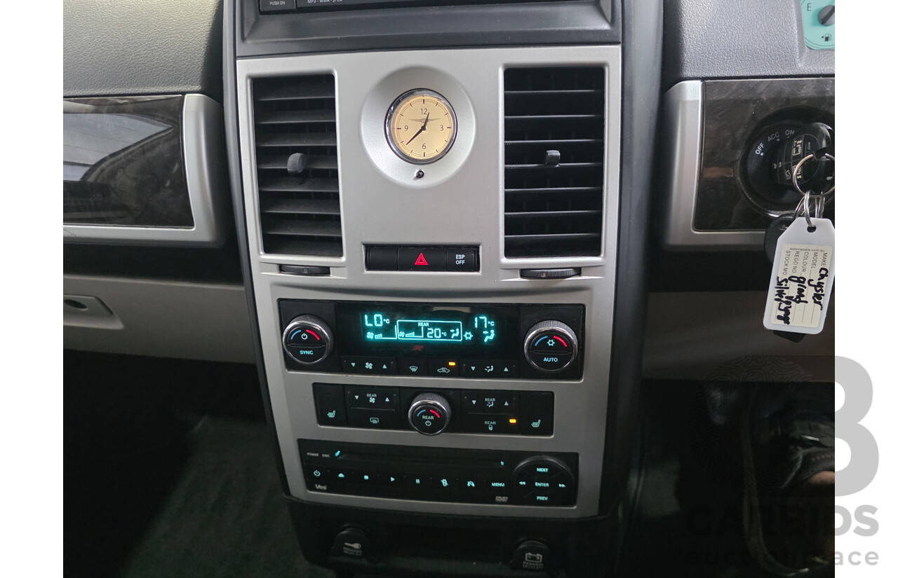 7/2010 Chrysler Grand Voyager Limited RT 4d Wagon V6 3.8L