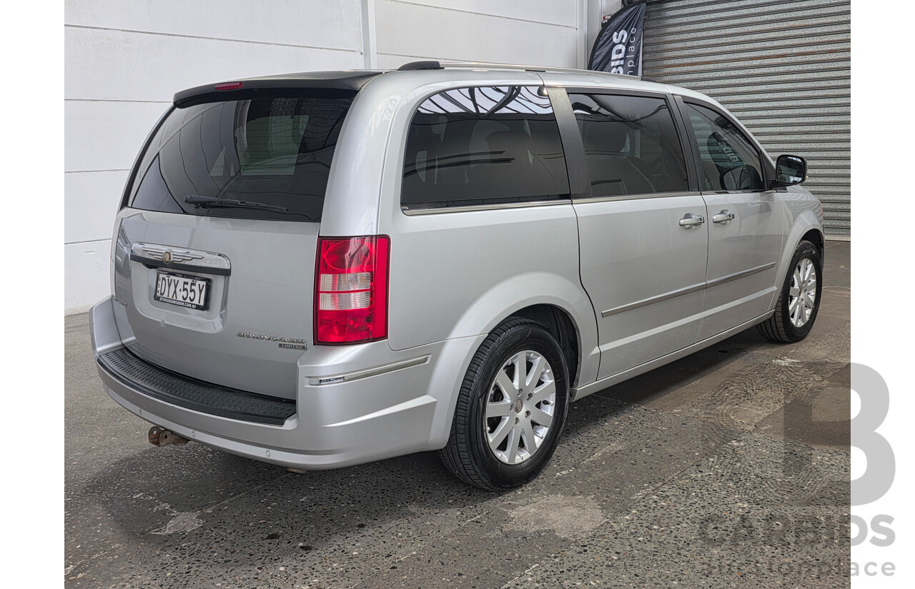 7/2010 Chrysler Grand Voyager Limited RT 4d Wagon V6 3.8L