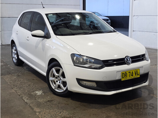 4/2013 Volkswagen Polo 77TSI Comfortline FWD 6R MY13.5 5d Hatchback White 1.2L