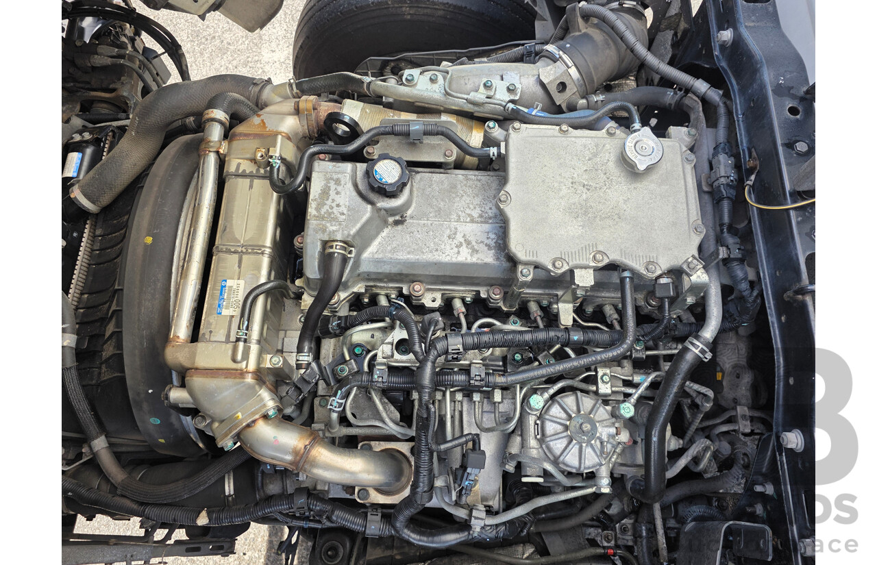 11/2016 Hino FC7J 500 Series Euro 5 4x2 Pantech 2d Truck Turbo Diesel 6.4L