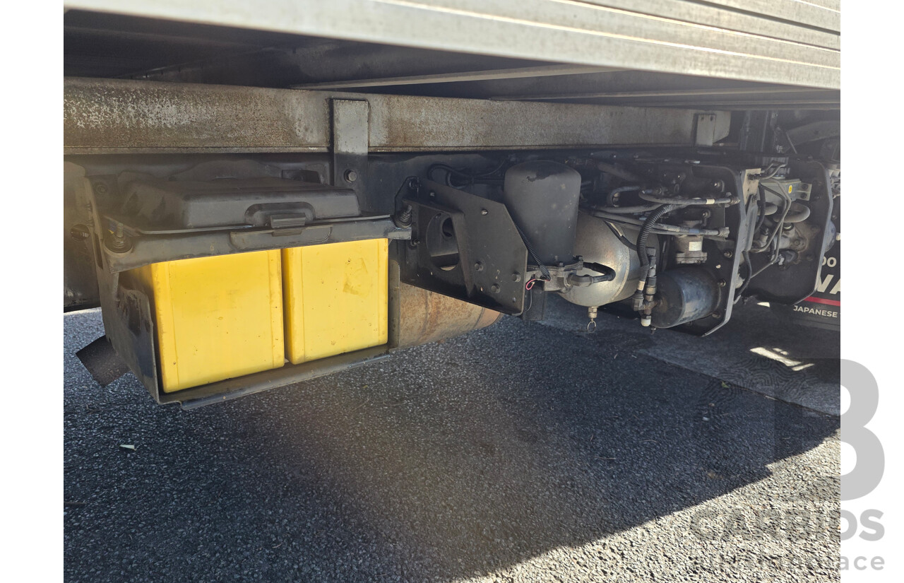 11/2016 Hino FC7J 500 Series Euro 5 4x2 Pantech 2d Truck Turbo Diesel 6.4L