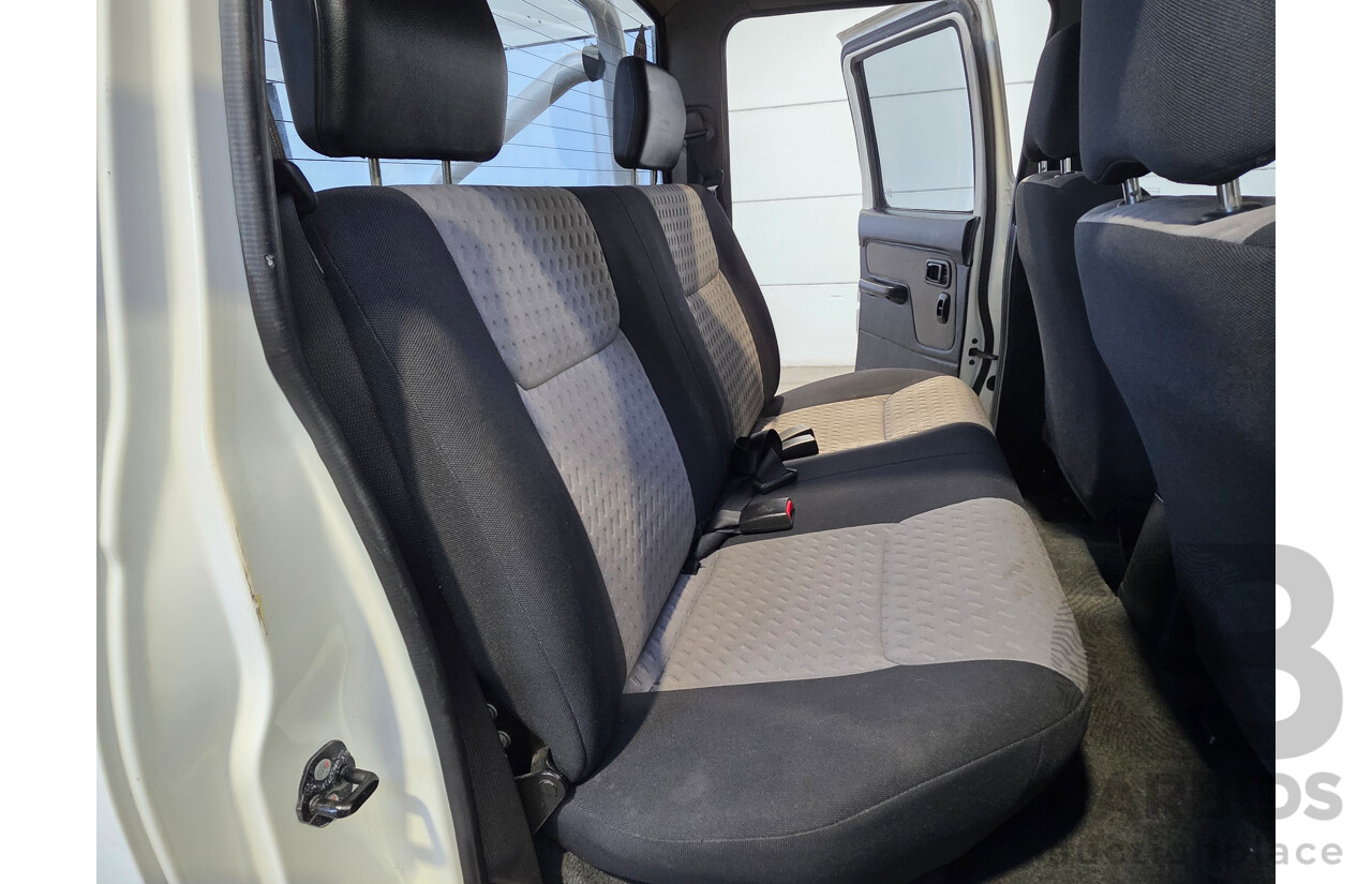 2/2012 Nissan Navara ST-R 4x4 D22 Series 5 Dual Cab White 2.5L