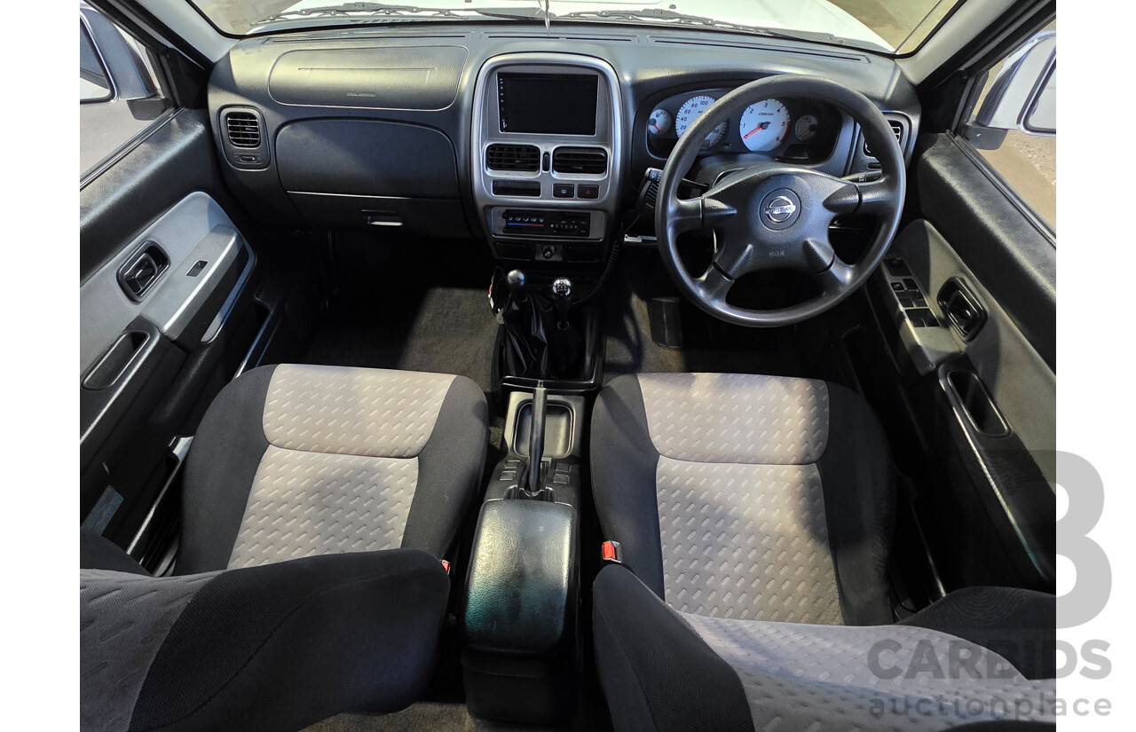 2/2012 Nissan Navara ST-R 4x4 D22 Series 5 Dual Cab White 2.5L