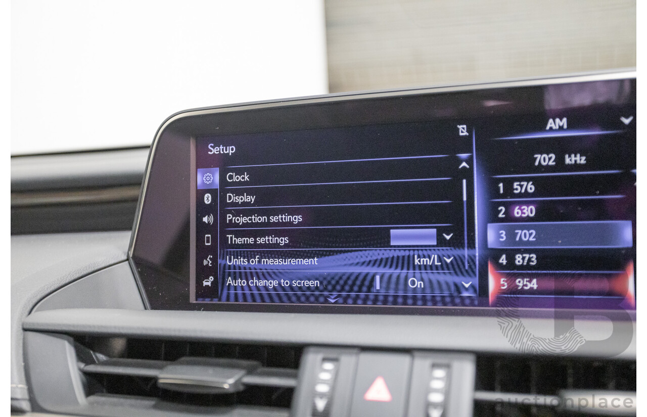 01/2020 Lexus ES300H Luxury + Enhancement Pack (Hybrid) AXZH10R 4D Sedan Mercury Grey Mica 2.5L