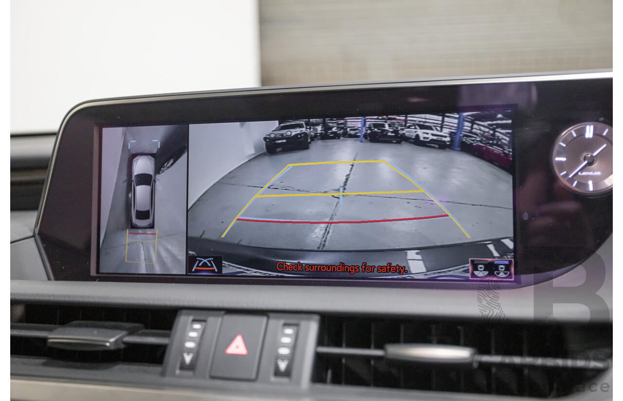 01/2020 Lexus ES300H Luxury + Enhancement Pack (Hybrid) AXZH10R 4D Sedan Mercury Grey Mica 2.5L