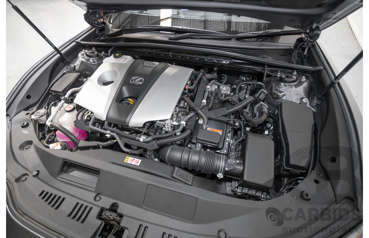 01/2020 Lexus ES300H Luxury + Enhancement Pack (Hybrid) AXZH10R 4D Sedan Mercury Grey Mica 2.5L