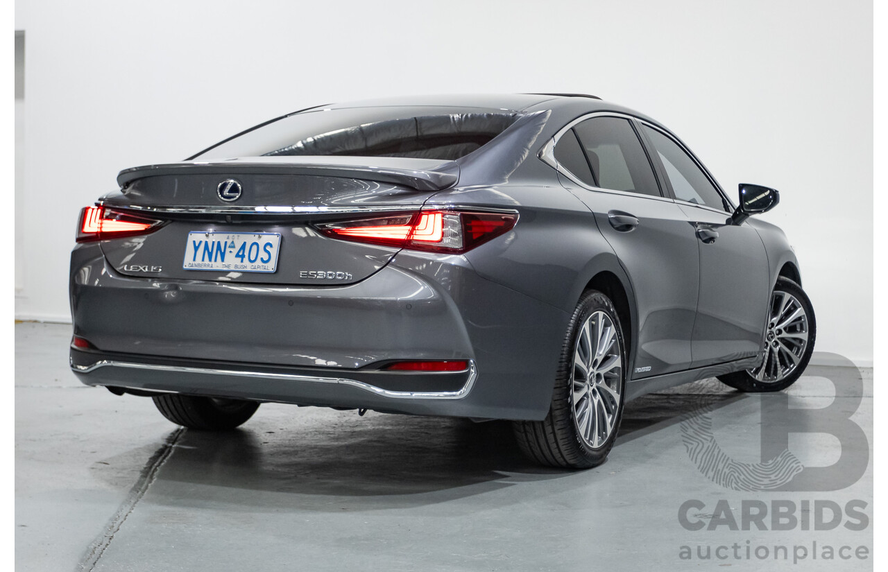 01/2020 Lexus ES300H Luxury + Enhancement Pack (Hybrid) AXZH10R 4D Sedan Mercury Grey Mica 2.5L