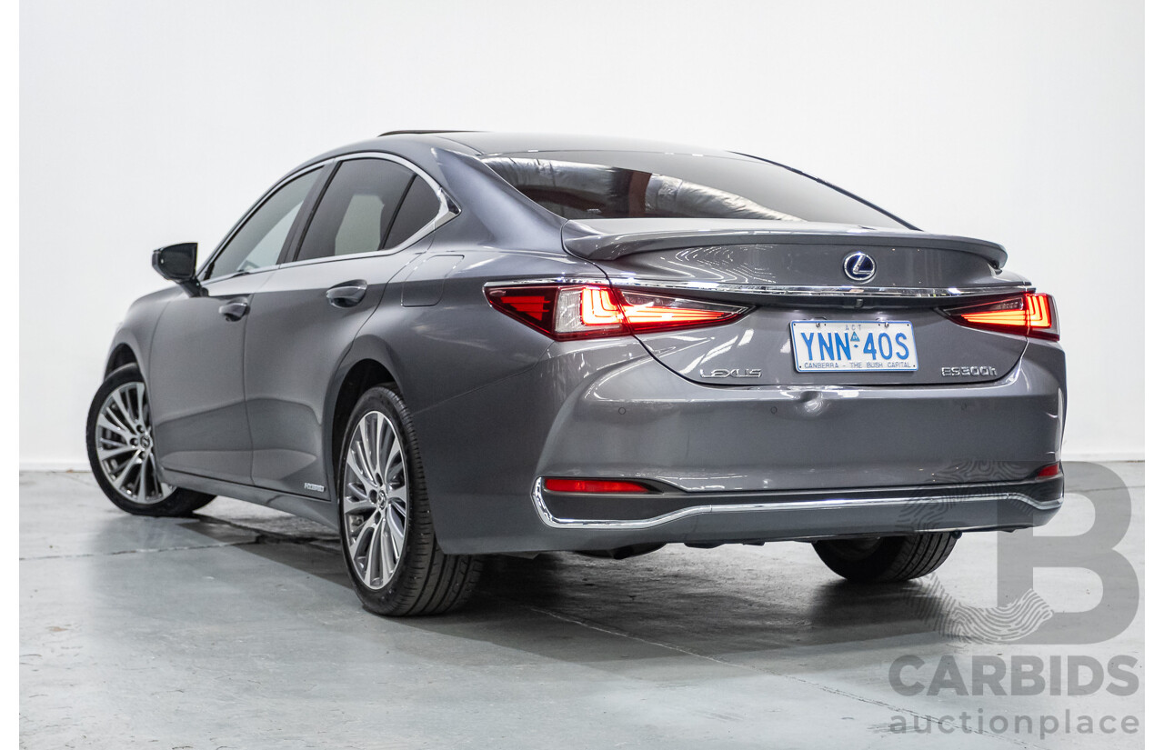 01/2020 Lexus ES300H Luxury + Enhancement Pack (Hybrid) AXZH10R 4D Sedan Mercury Grey Mica 2.5L