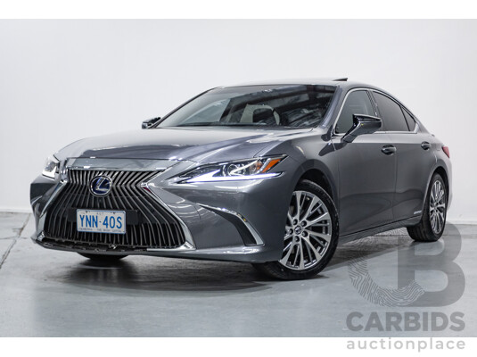 01/2020 Lexus ES300H Luxury + Enhancement Pack (Hybrid) AXZH10R 4D Sedan Mercury Grey Mica 2.5L
