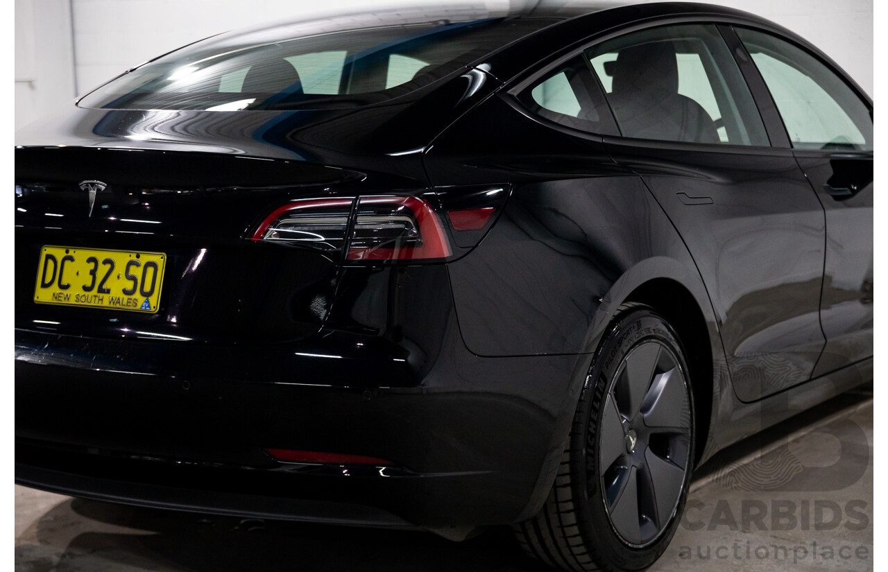 03/2022 Tesla Model 3 Rear Wheel Drive (RWD) E6LRB MY22 4D Sedan Black Electric EV
